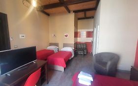 Emyjo Central B&B
